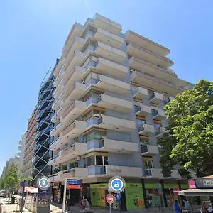 Republica83-campo Pequeno 3*, Lisboa Portugal